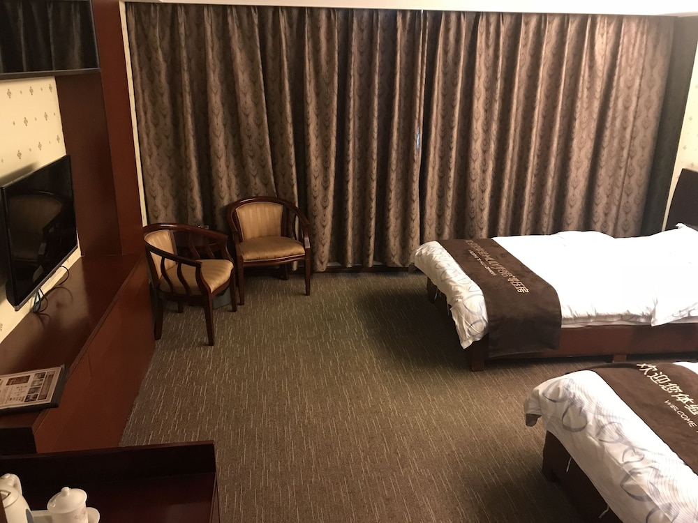 Business Double or Twin Room, 1 Bedroom photo 2