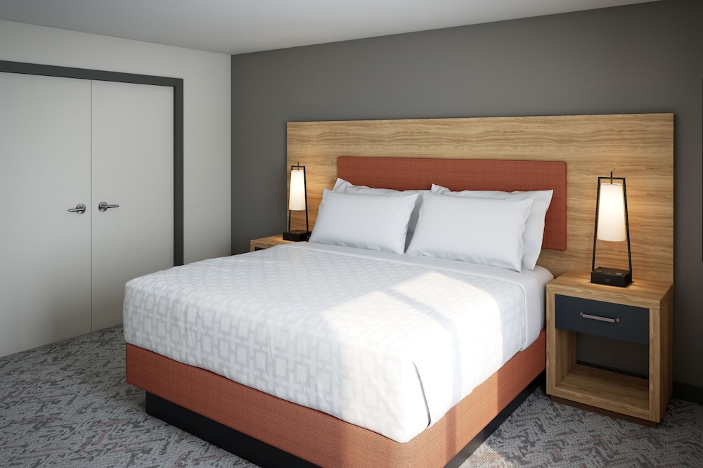 Suite, 1 Bedroom, Accessible Bathtub (Communications)