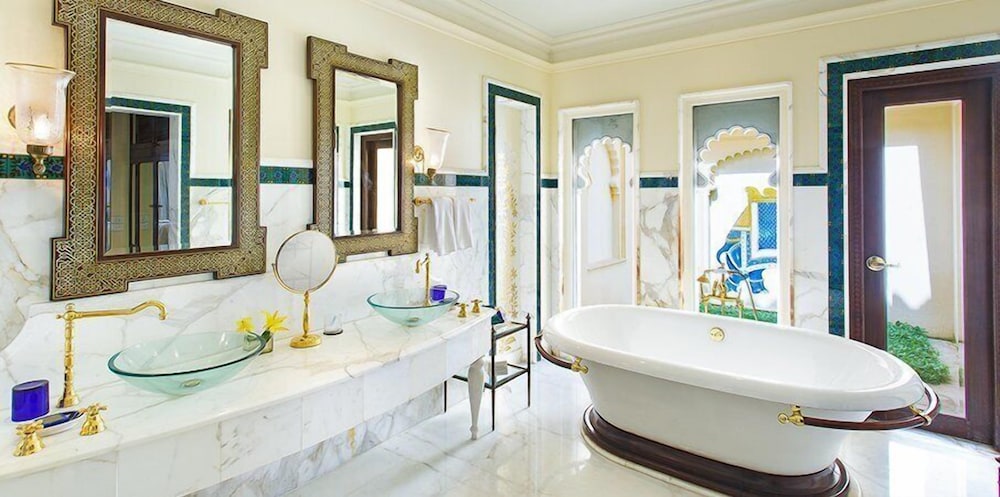 Luxury Suite, Private Pool - Photo 6
