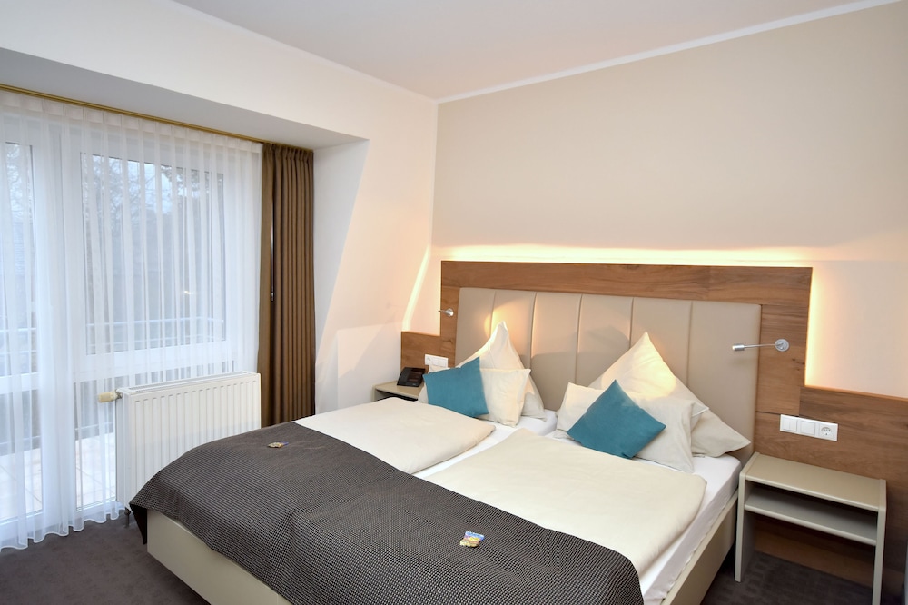 Comfort Suite photo 1