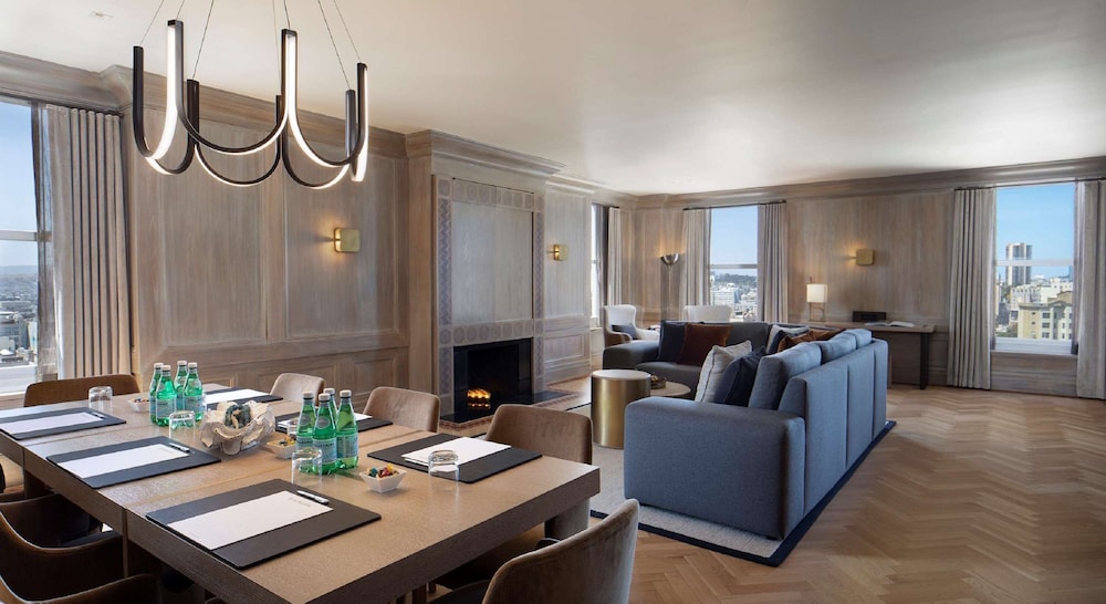 Room (Private Apartment)
