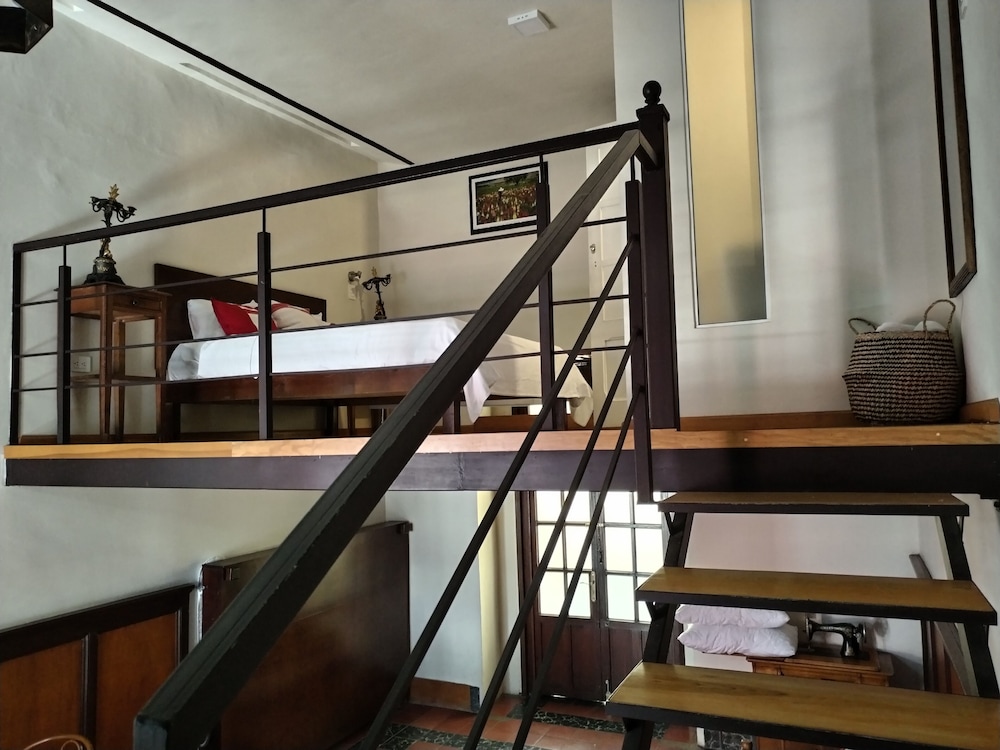 Superior Studio Suite, 2 Queen Beds photo 2