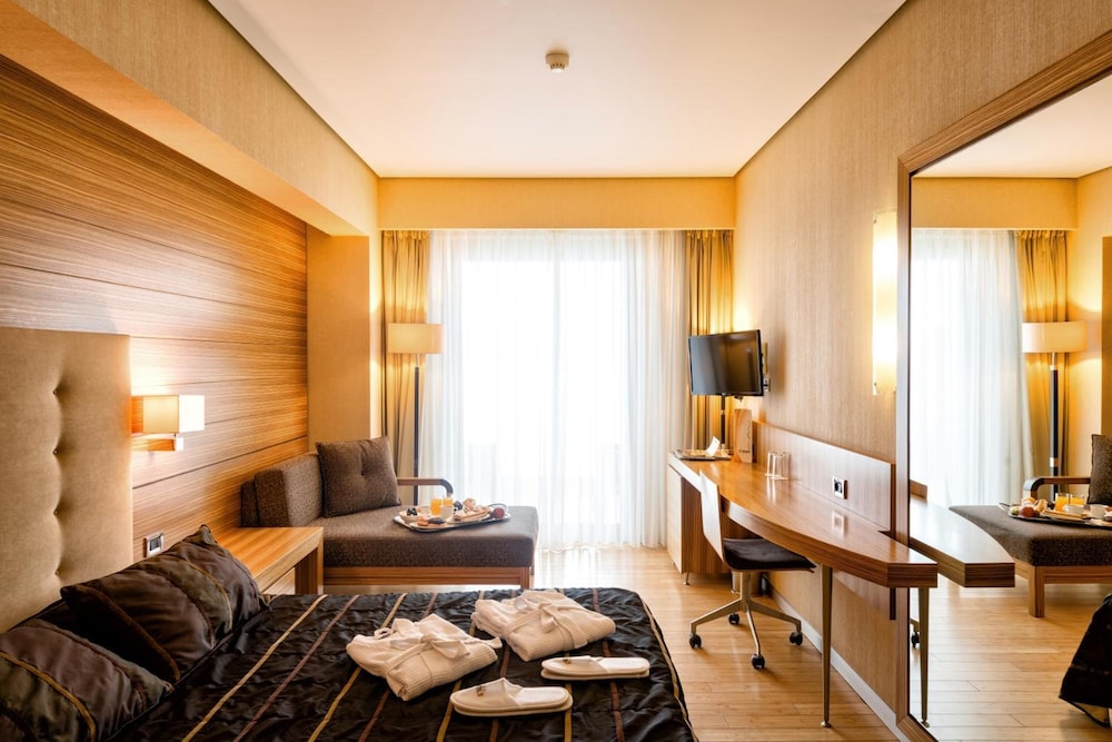 Superior Triple Room photo 2