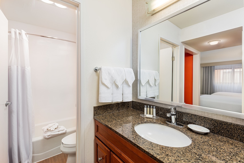 Studio Suite - Photo 6