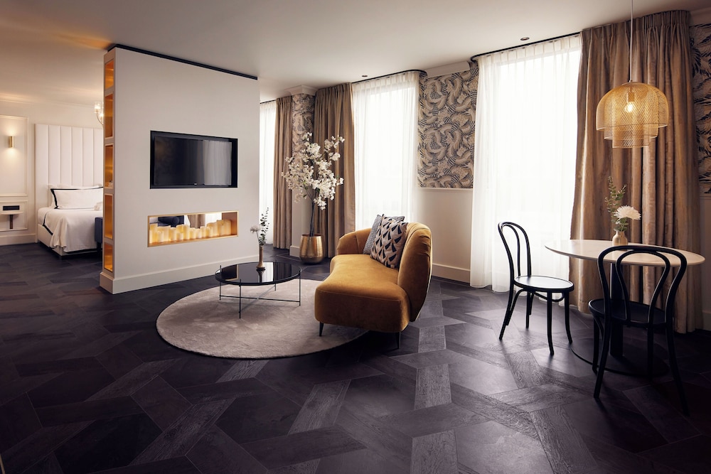 Suite (Parijs)