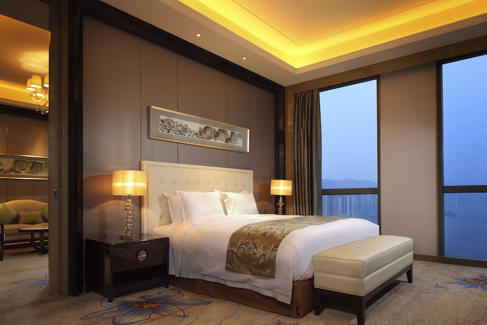 Deluxe Suite photo 1