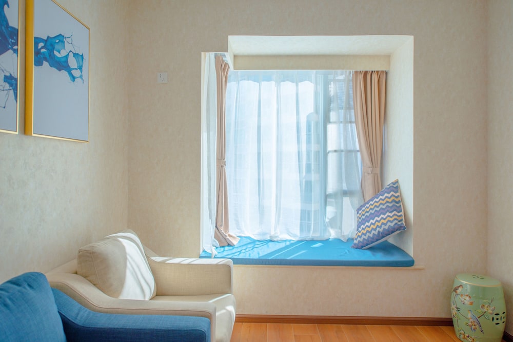 Comfort Round Bed Room
