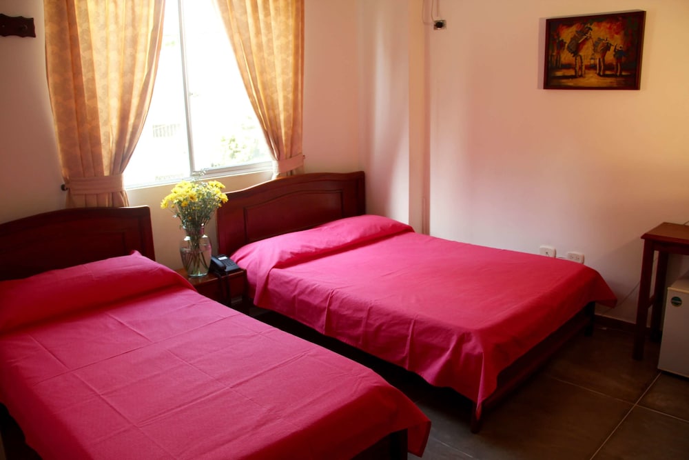 Triple Room (Fan)