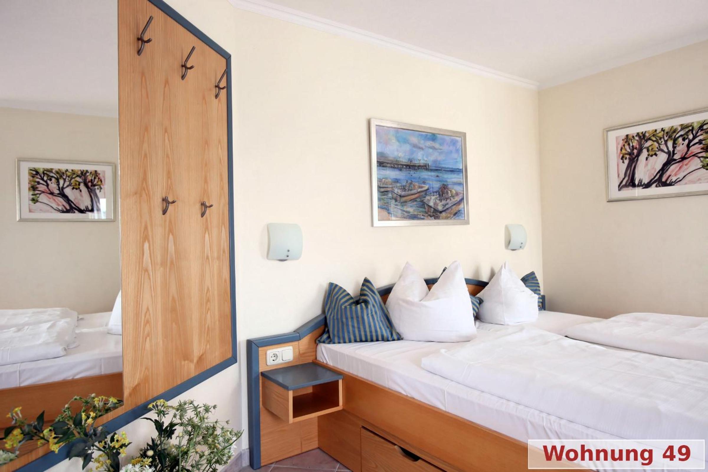 Apartment 49 - Photo 5