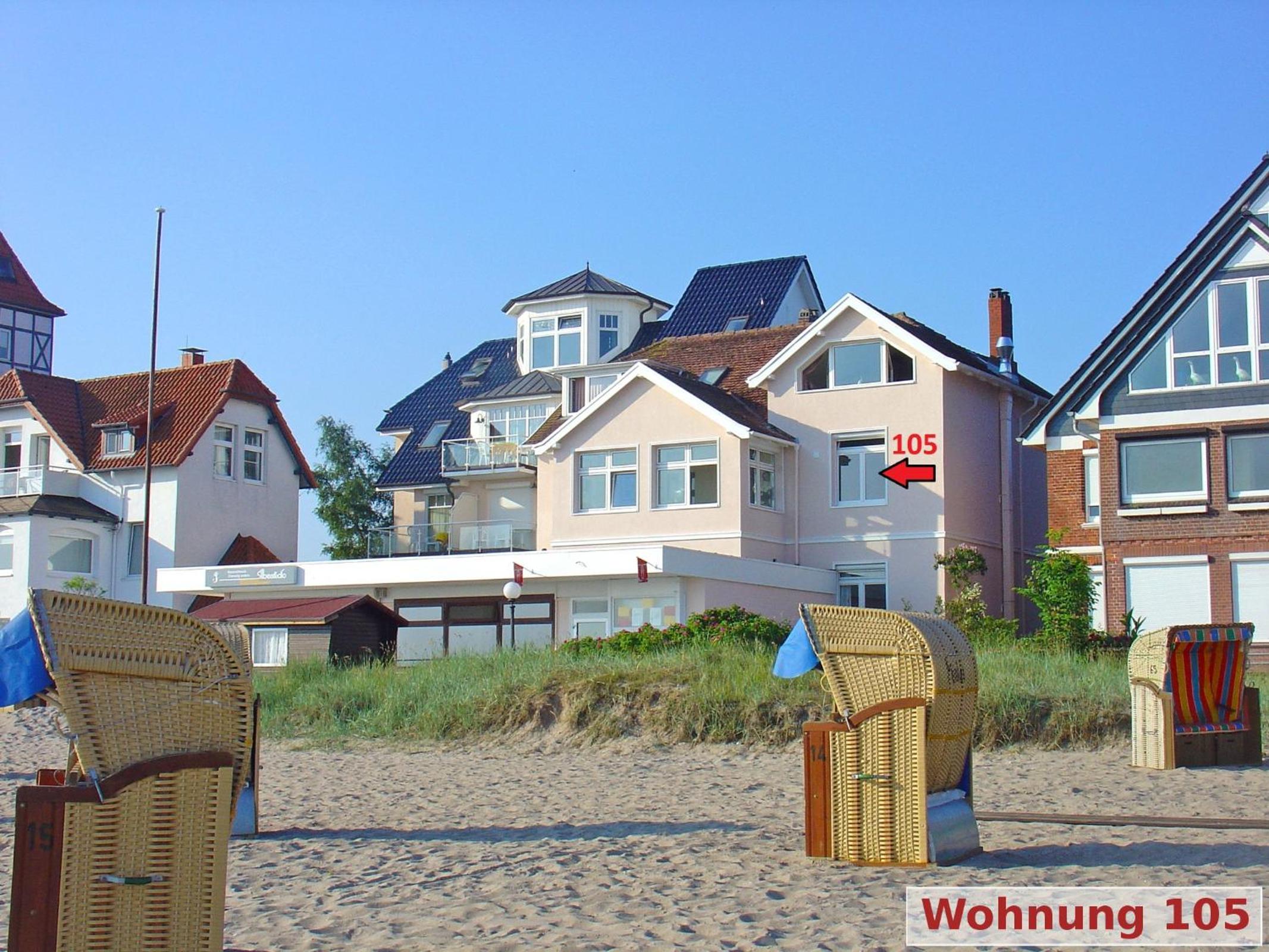 Apartment 105 with Sea View - Photo 1