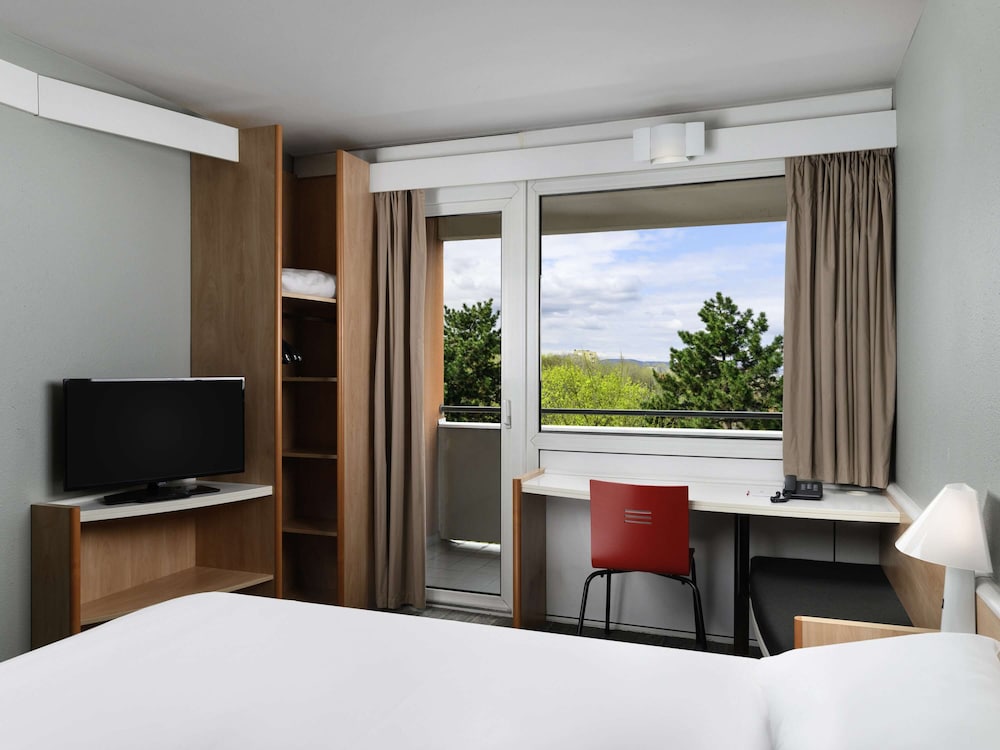 Standard Room, Multiple Beds (Standard)