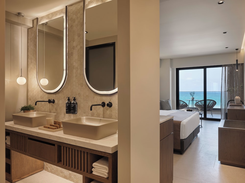 Family Connecting Rooms Side Sea View