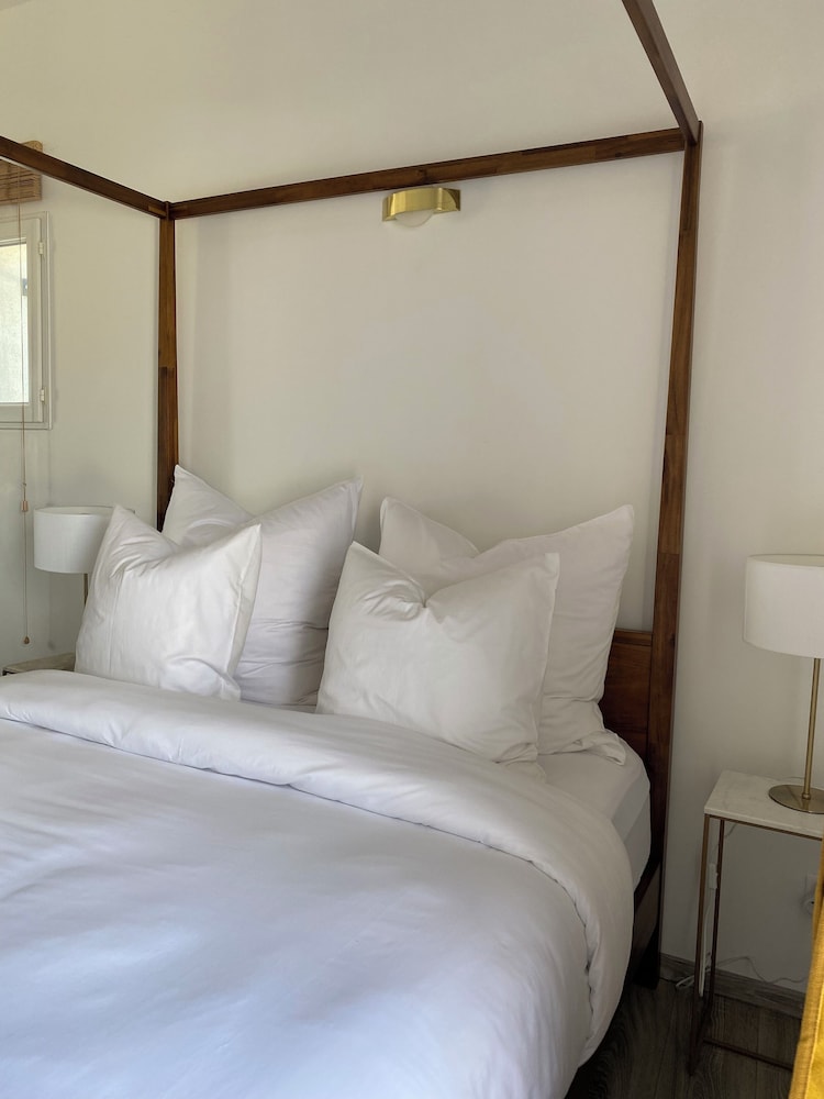 Comfort Double Room, Balcony, Garden View photo 3