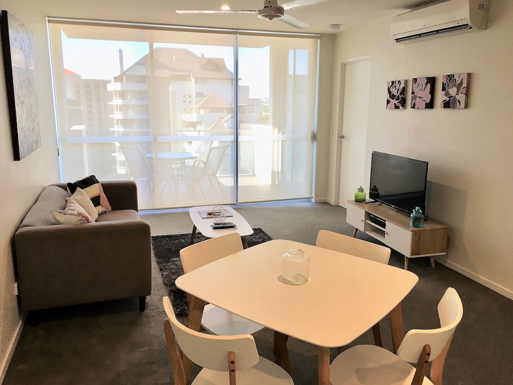 Exclusive Apartment, 2 Bedrooms, 2 Bathrooms, River View photo 3