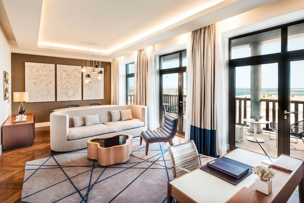 Suite, 1 Bedroom, Sea View photo 3