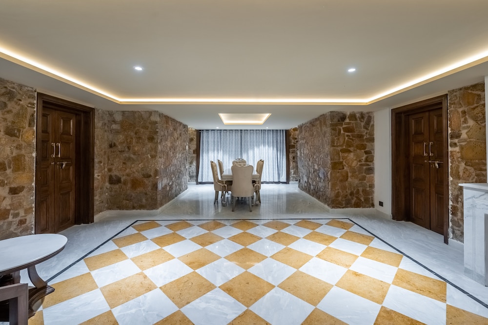 Exclusive Villa photo 2