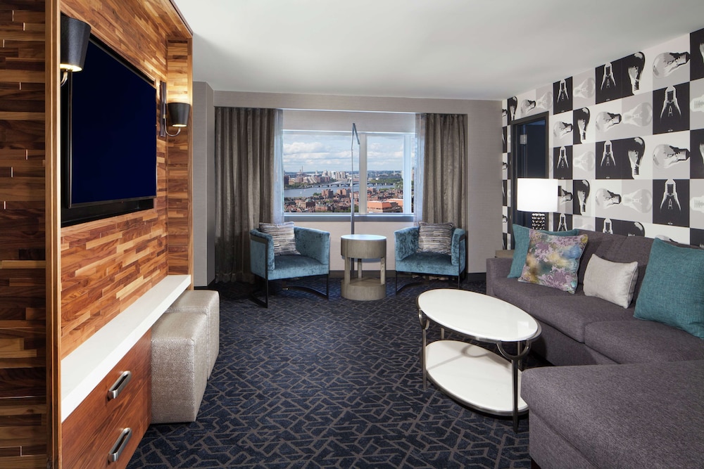 Suite, 2 Double Beds (with Parlor)