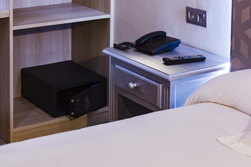 Superior Double Room - Photo 6