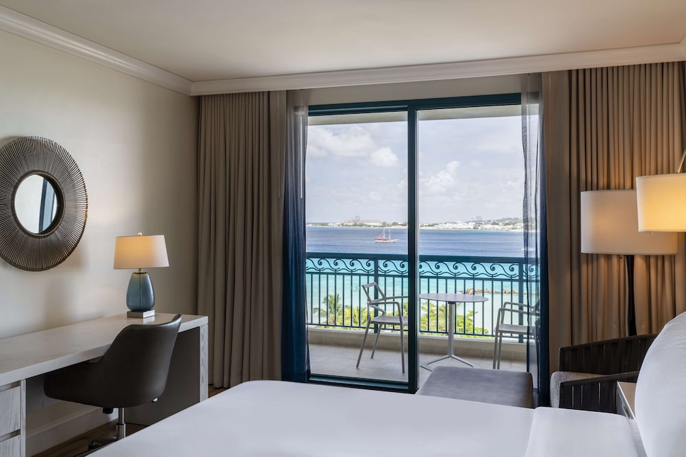 Room, 1 King Bed, Bay View - Photo 2