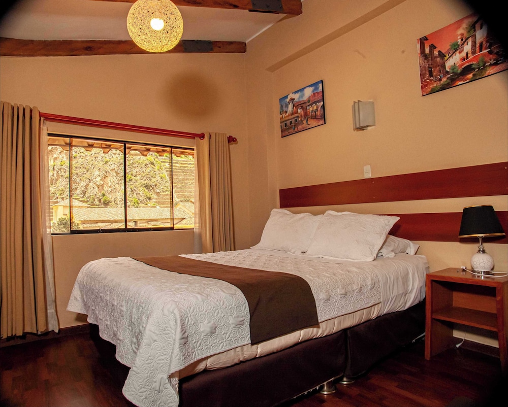 Comfort Single Room, City View