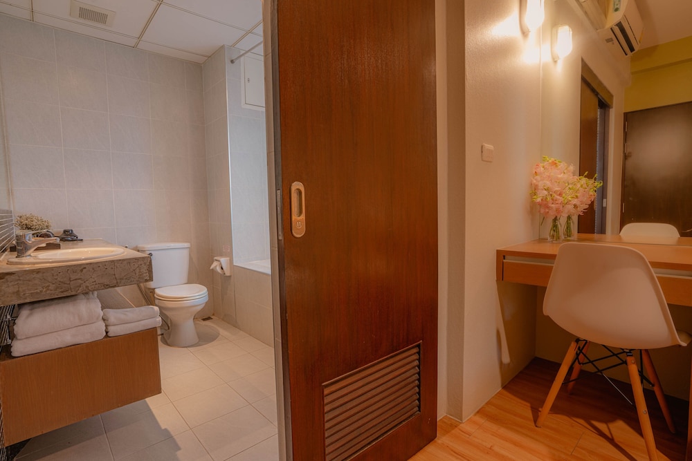 Deluxe Double Room photo 3