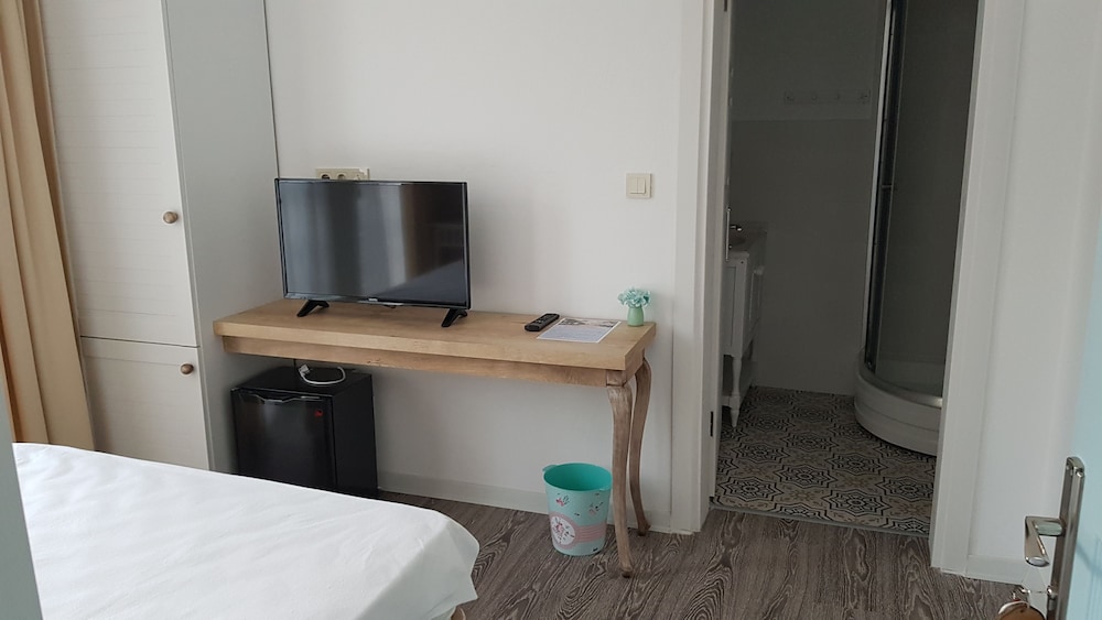 Deluxe Single Room, Non Smoking photo 2