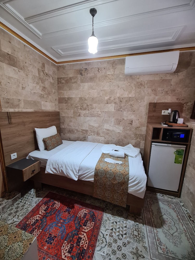 Basic Single Room photo 1
