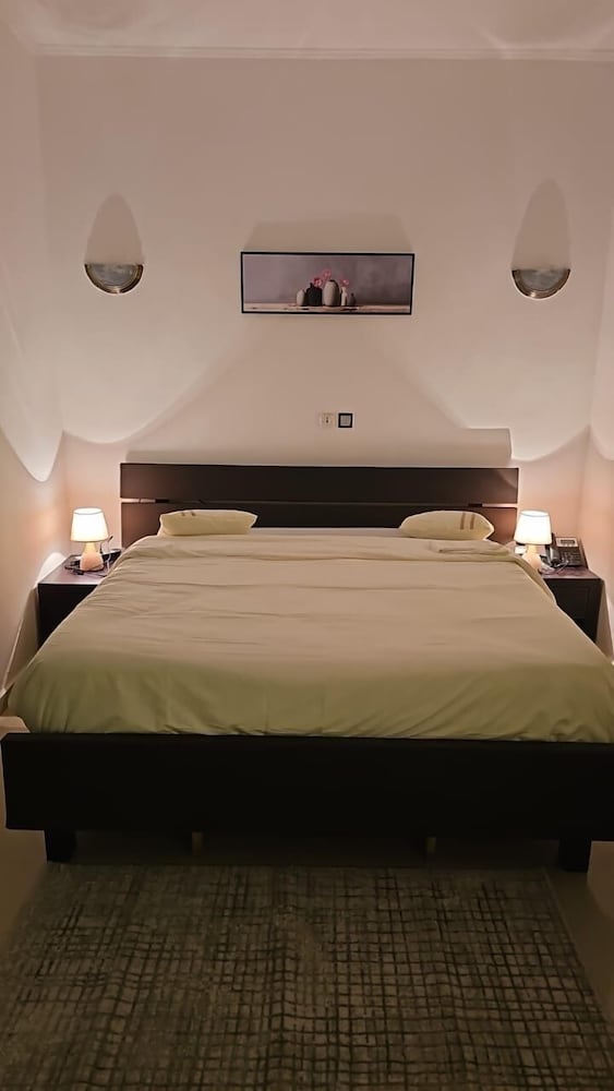Standard Double Room, Courtyard View photo 3