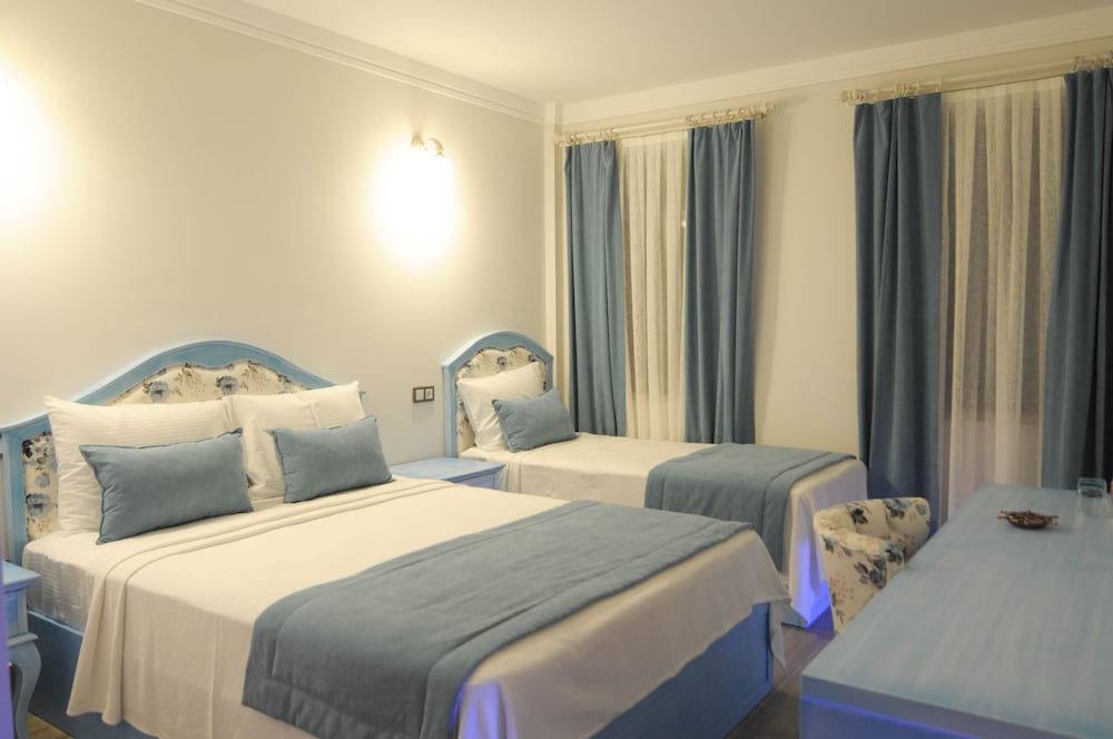 Standard Room photo 1