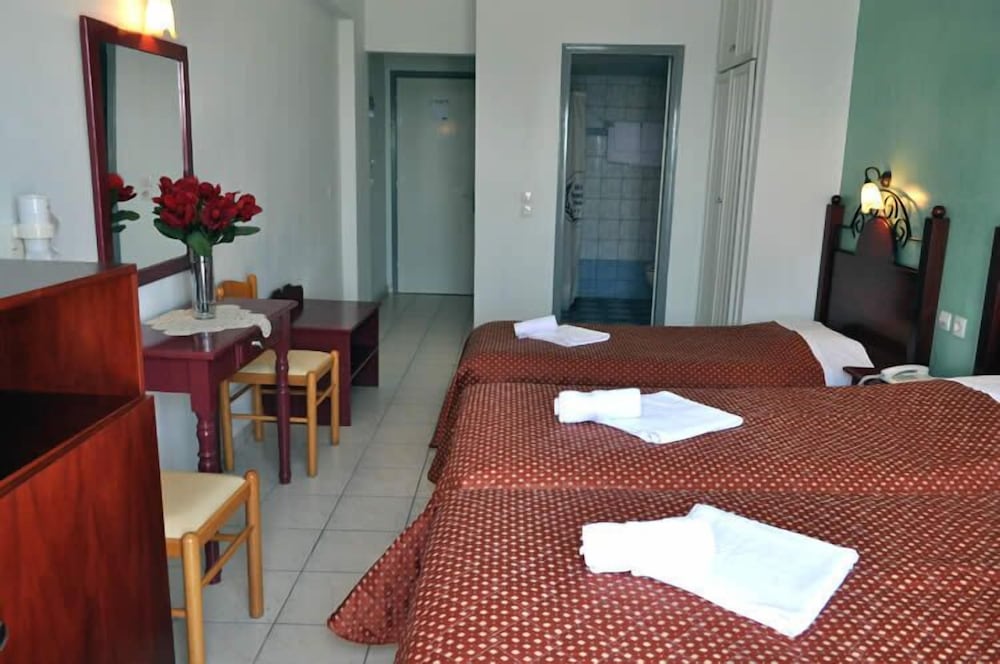 Triple Room, Pool View