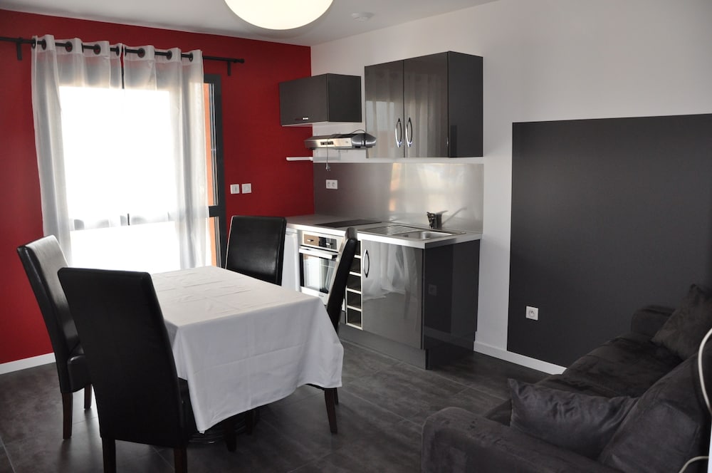 Apartement 6 people with kitchen and eating room photo 2