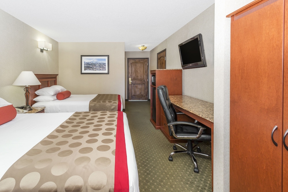 Room, 2 Queen Beds, Accessible, Non Smoking (Mobility Accessible) - Photo 3