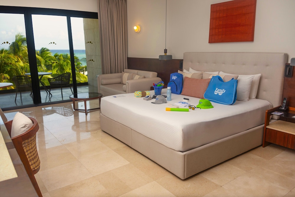 Family Selection Junior Suite Rooftop with Private Pool photo 3