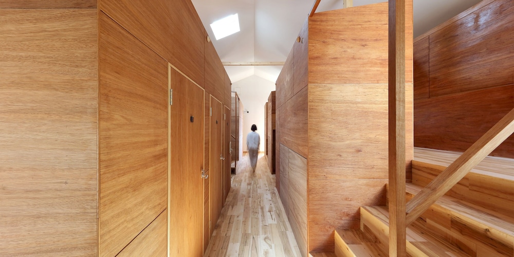 Cabin Narrow photo 3