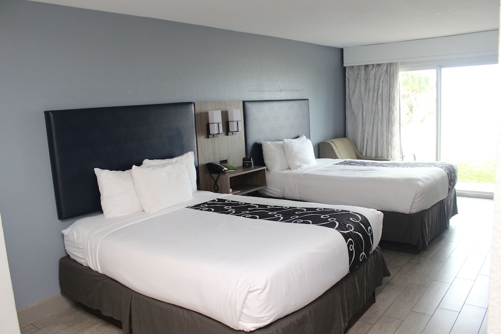 Suite, Multiple Beds, Non Smoking, Oceanfront - Photo 6