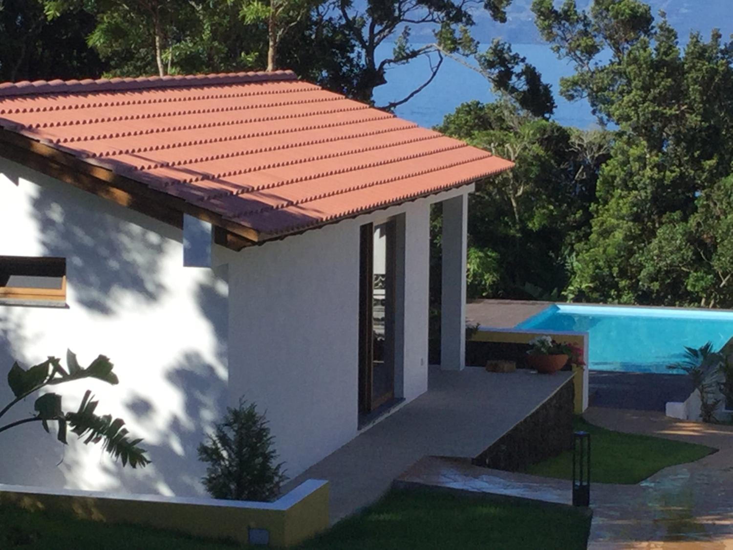 Bungalow - Water Front