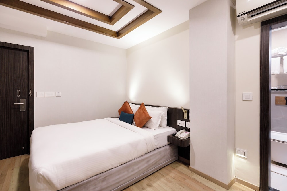 Standard Double Room photo 3