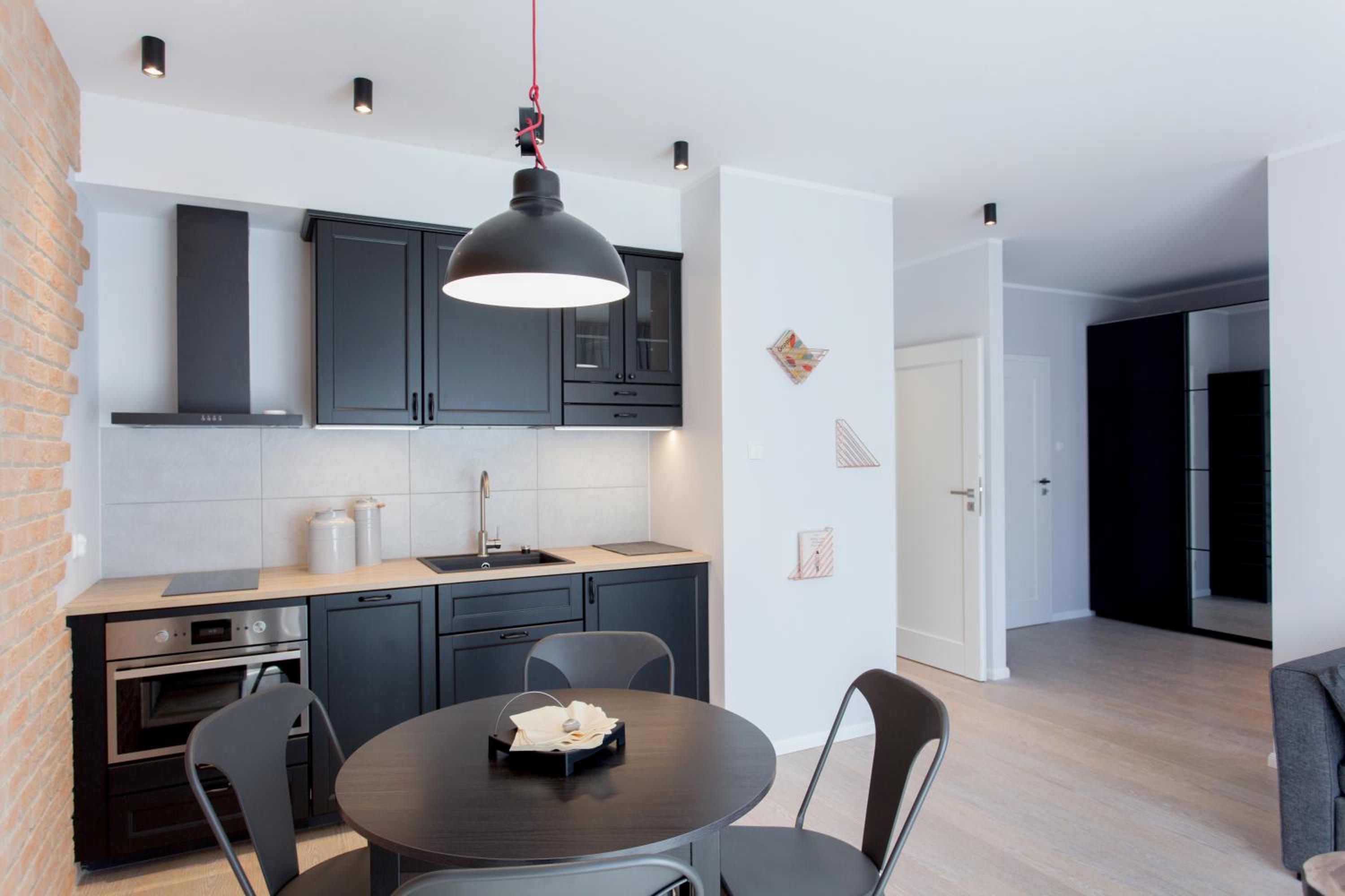 Deluxe Studio Apartment with swimming pool access photo 2