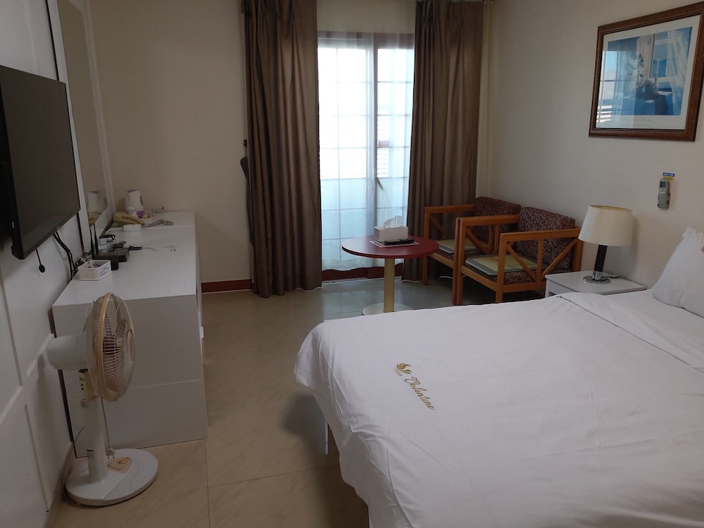 Standard Double Room, City View