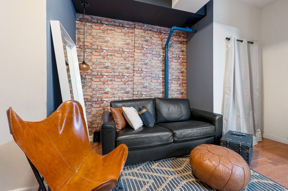 Apartment photo 1