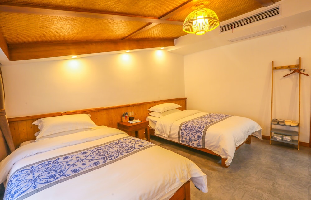 Standard Twin Room photo 3