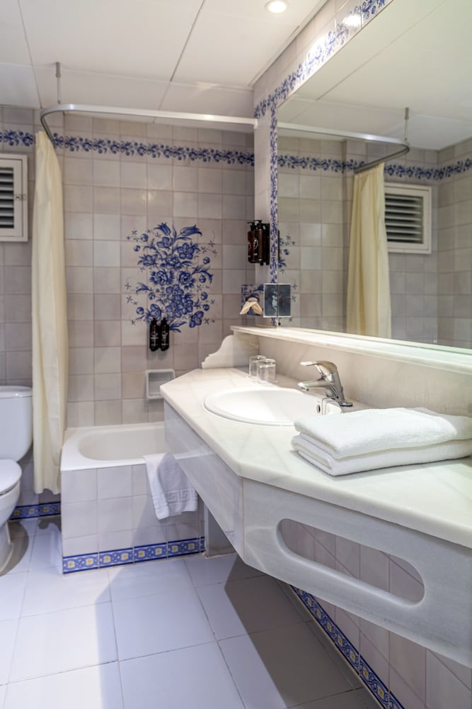 Double Room, Partial Sea View - Photo 6