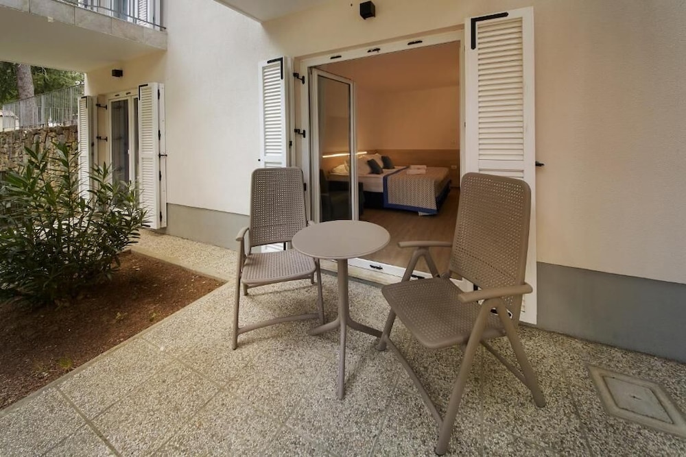 Comfort Triple Room photo 2