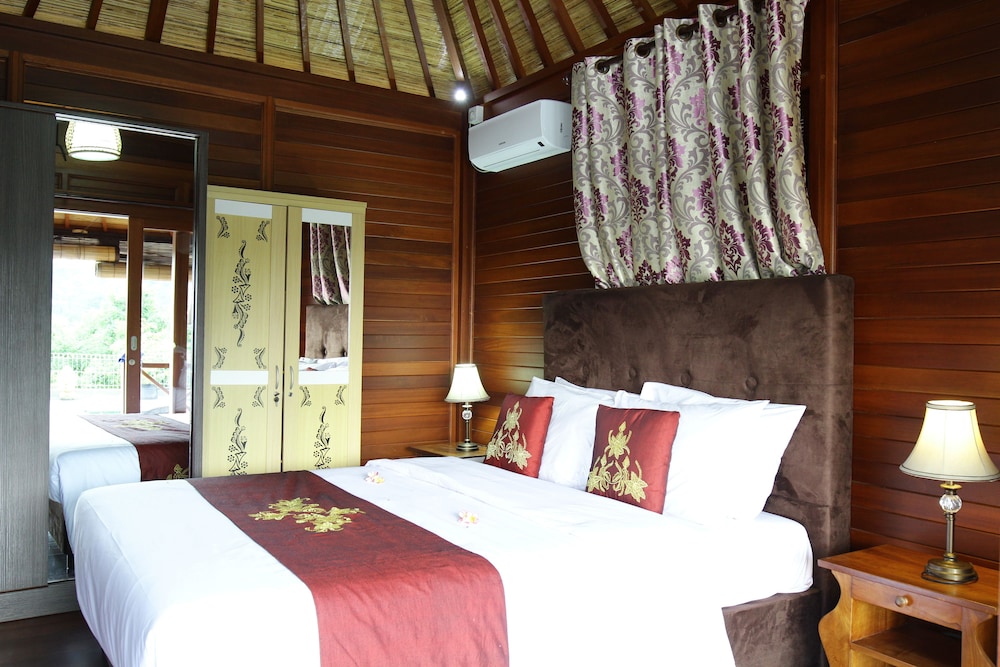 Bungalow photo 2