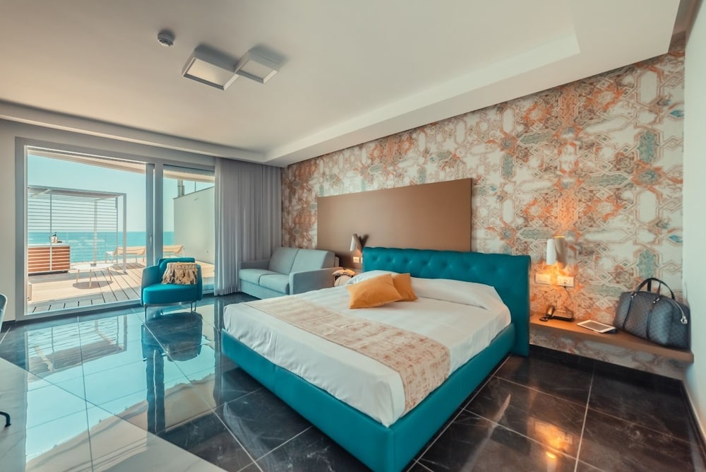 Junior Suite (NAUTILUS) - Photo 11