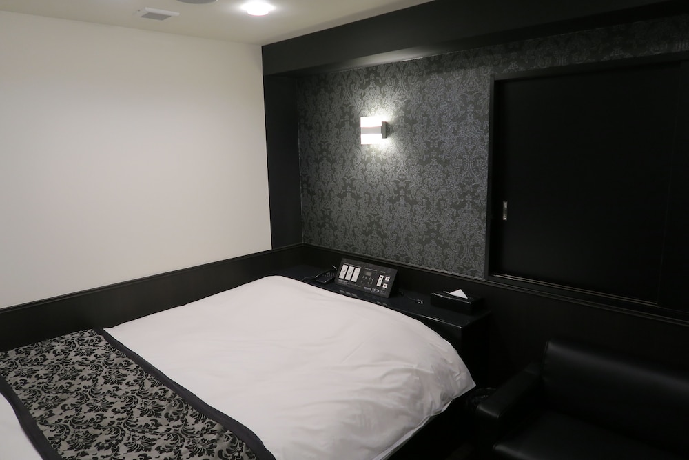 A type room photo 3