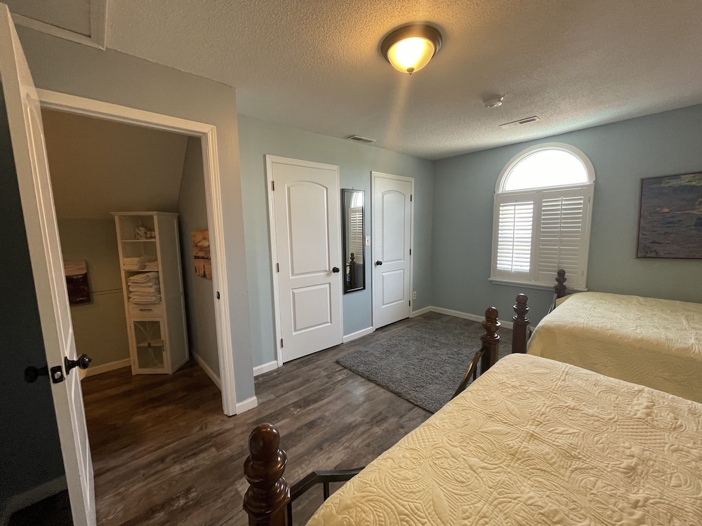 Family Apartment, 2 Bedrooms photo 3