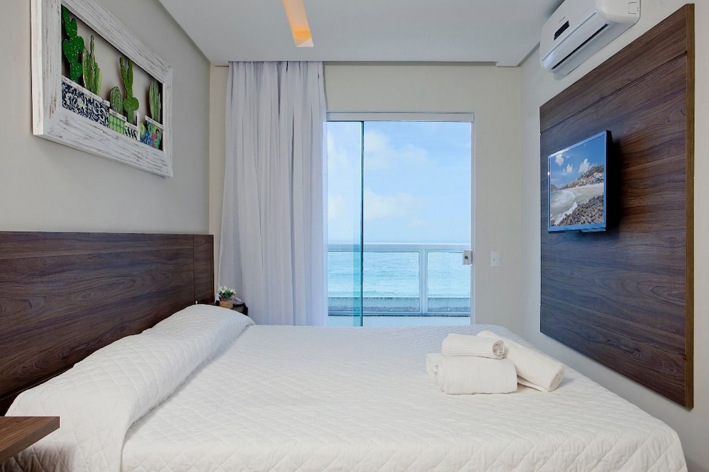 Superior Apartment, 1 Bedroom, Ocean View (Bloco Praia) photo 2