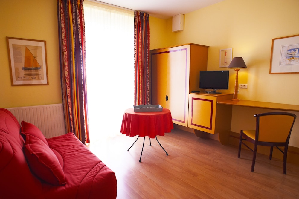 Family Suite photo 2