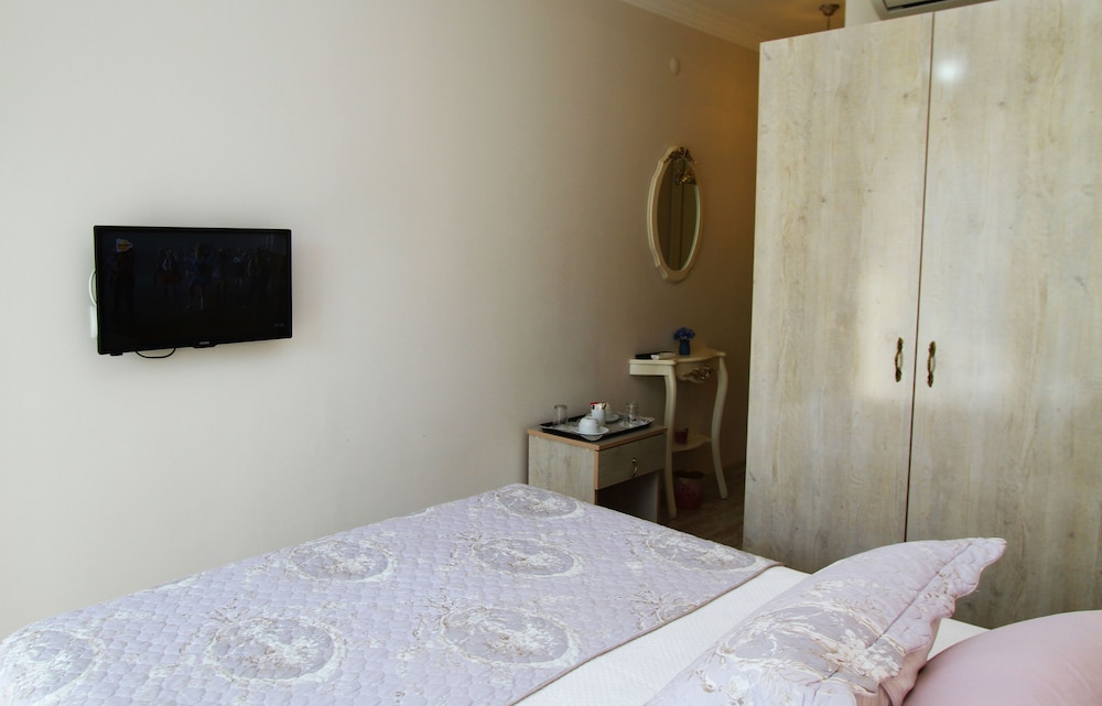 Standard Double Room photo 3